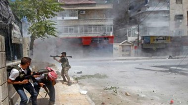Poursuite des combats et bombardements à Damas et Alep