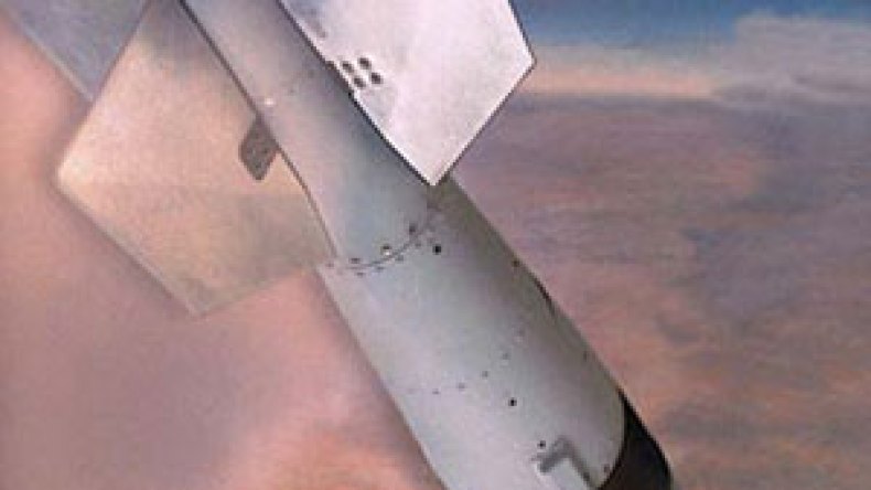 الولايات المتحدة تنتج قنابل ذكية جديدة تعمل بالليزر