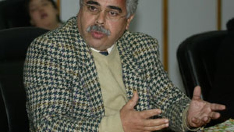 بوناطيرو للشروق: الهزات الأرضية الأخيرة عادية