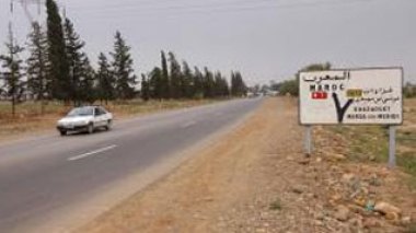 Morocco calls on Algeria to reopen land border