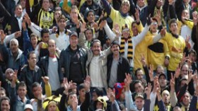 أكتوف يقرّر الطعن في العقوبة: أنصار البرج في حالة استنفار
