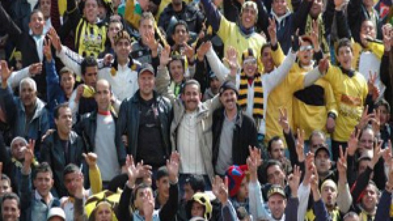 أكتوف يقرّر الطعن في العقوبة: أنصار البرج في حالة استنفار
