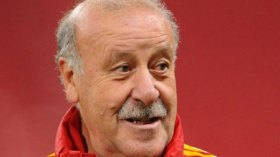 مدرب اسبانيا يقر بصعوبة التأهل ويسعى لتحقيق اللقب