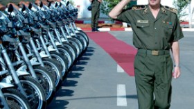 اللواء بوسطيلة يحث على دعم مخطط مكافحة الإرهاب تحت إشراف الجيش