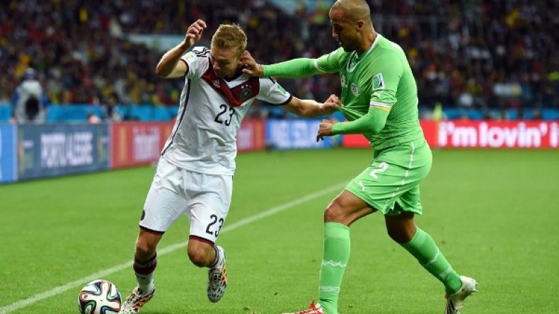 بوقرة مطلوب في إنجلترا وتركيا والخليج العربي