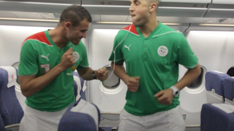 روراوة يمارس “كينغ فو- دافيد كارادين” مع ” مخضرمي الخضر”!