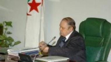 Ouverture du champ audiovisuel: Bouteflika donne son feu vert