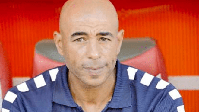 بوعكاز يرفض منح أي راحة للاعبي الحمراوة إلى غاية مباراة العميد