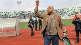 بوعكاز في طريقه لمغادرة الحمراوة في نهاية الموسم