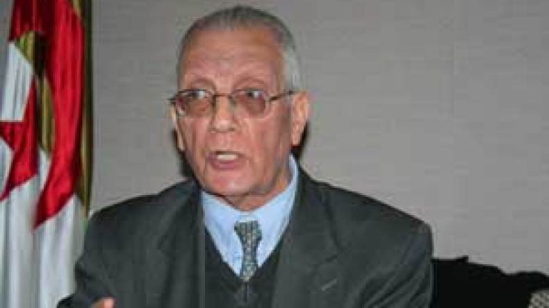 بوعمران يحمّل الإدارة والمدرسة والجامعة مسؤولية “الحراڤة”