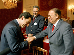 Face à la xenophobie, Dalil Boubakeur en appelle à Bouteflika