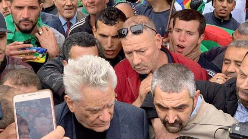 بوشاشي للجزائريين: “يجب أن نصبر”