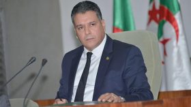 الأفلان يعلن رفع الغطاء السياسي عن بوشارب