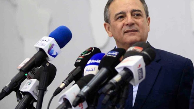 بوشوارب: بشار وتندوف سيكونان قطبين منجميين عالميين