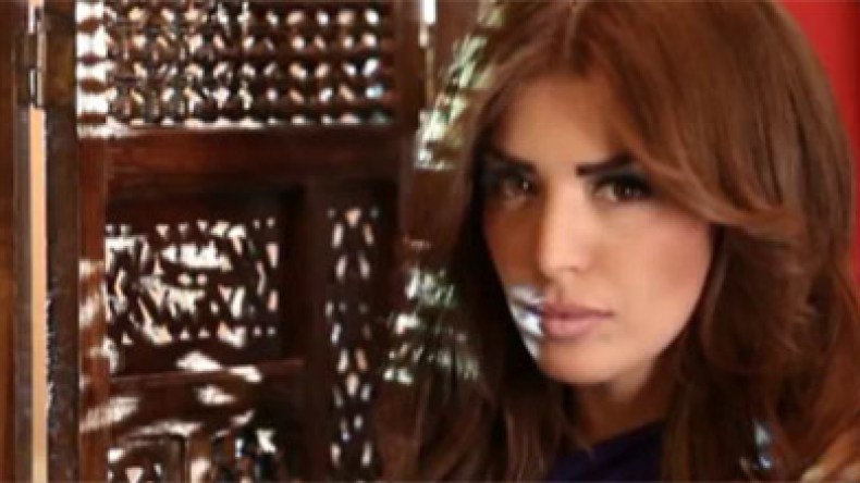 حملة على الفايسبوك تتهم بوشوشة بتشويه أغنية لدحمان الحراشي