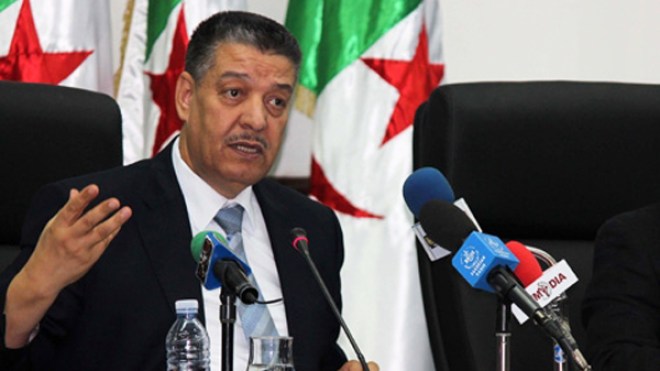 وزير الصحة: لا بد من تكوين في التخصص للأطباء العامين لسد العجز