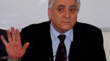 Bouchachi : « seule la justice pourra interdire aux dirigeants du FIS de faire la politique »