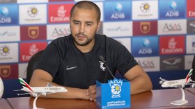 بوقرة: لا أدري ما يحدث للاعبي الفجيرة في المباريات الرسمية