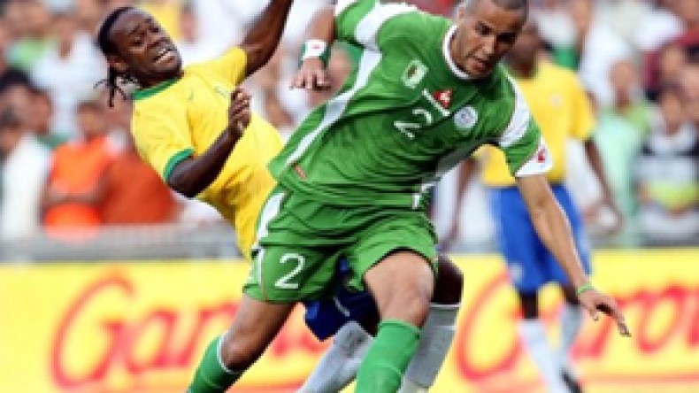 بوڤرة مصر على الوفاء بالتزاماته مع “الخضر”