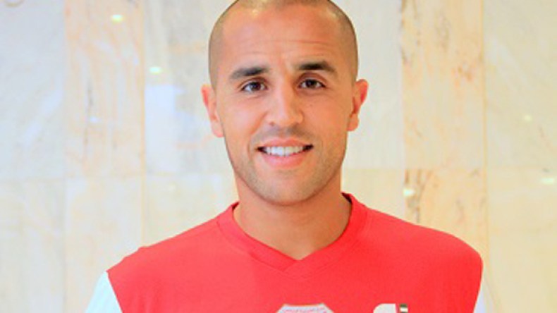 نادي الفجيرة يمدد عقد بوڤرة موسمين إضافيين