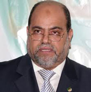 Soltani répond à Ouyahia : « Merci d’avoir reconnu le militantisme de cheikh Nahnah »