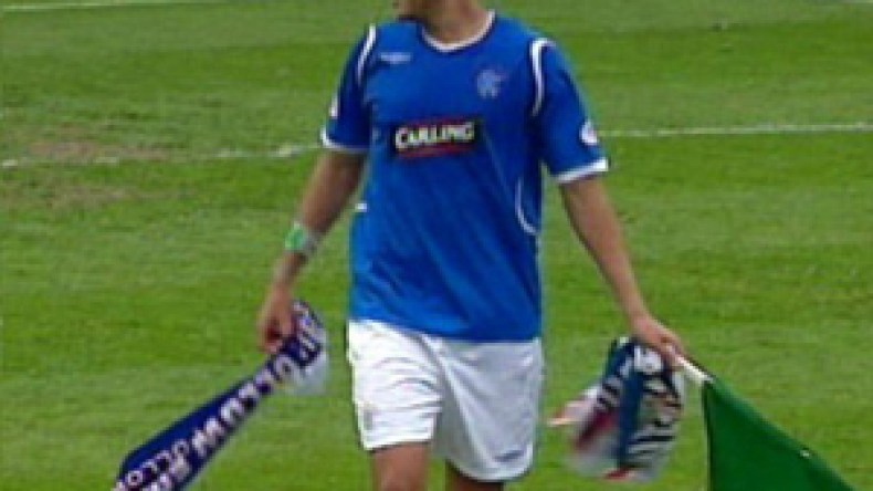 بوقرة يعتبر العنصرية السبب الرئيسي في رحيله من فرنسا