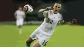 بوقرة أفضل لاعب عربي