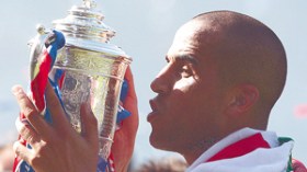 ويغان يدخل المنافسة لضم بوقرة