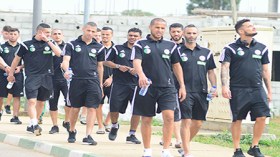 Mashaba aux Algériens: «Désolé, mais nous allons vous battre !»