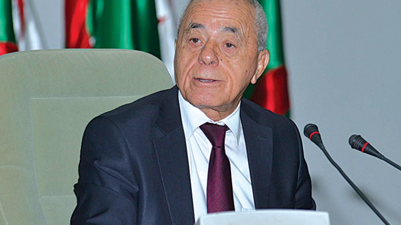 مستعدّ للاستقالة بشروط!