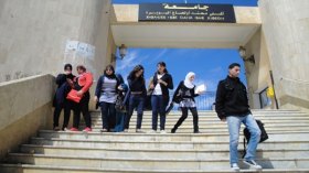 جامعة البويرة تعلق الدراسة مؤقتا