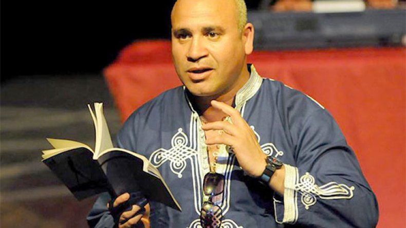 بوكبة: آن للنخبة المثقفة أن تتفطّن إلى سلبيتها