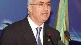 بوكرزازة : الدبلوماسي الجزائري تعرض للإهانة بفرنسا