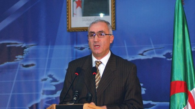 وزير الاتصال الأسبق عبد الرشيد بوكرزازة في ذمة الله