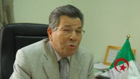 مهري وأيت أحمد اختارا المعارضة منذ1962 ولذلك عليهما التزام الصفوف الخلفية