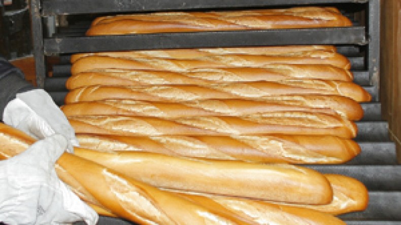 الخبازون يتراجعون عن الإضراب