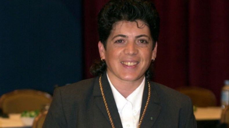 “بولمرقة تحيي مخلوفي وتقول “أفيقـوا من سـباتكـم أيـها المسؤولون