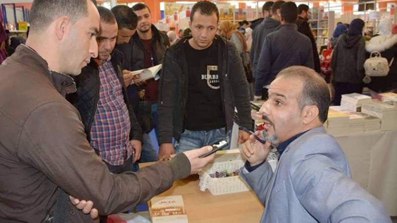 مأساة ألاف المغاربة والجزائريين دفعتني لكتابة “زوج بغال”