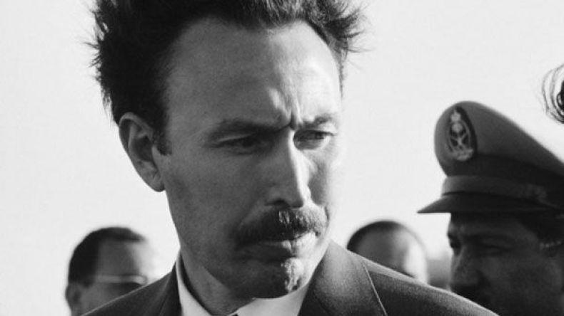 ما أكثر النزهاء في بلادي!