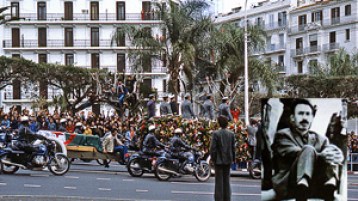 ذاكرة “الحسن” الثاني وشهادة “طلاس”… وذكريات كاتب