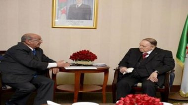 Réapparition du président Bouteflika après 55 jours d’absence