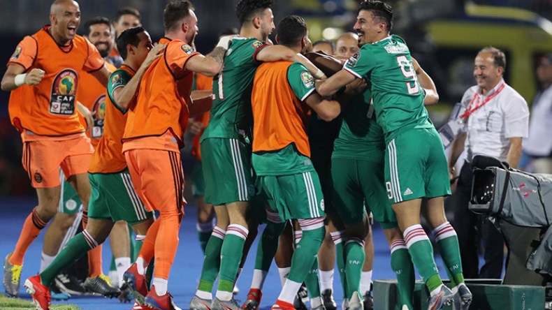 “الخضر” أمام مهمة التخلّص من غينيا “شبحهم” الأسود