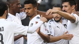 بونجاح يواصل التألق برباعية