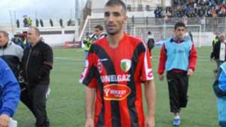 بورحلي يتحدى إدارة اتحاد العاصمة