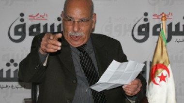Lakhdar Bouragaa traite Ben Cherif de cadavre