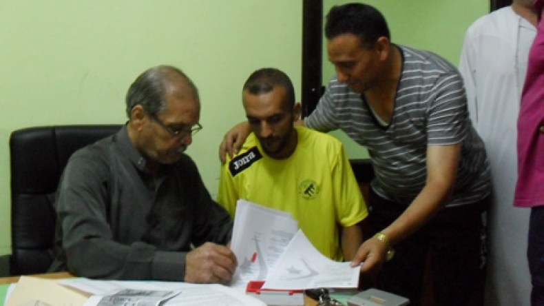 بوسحابة يوقع لموسمين في اتحاد الحراش