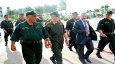 Le général-major Ahmed Boustila inspecte plusieurs projets de la Gendarmerie nationale