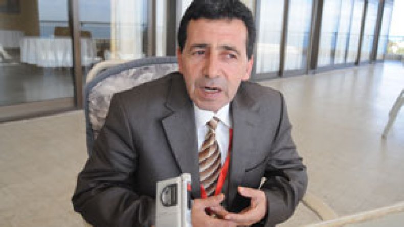 المطلوب سياسة وطنية واستحداث قانون المترجم