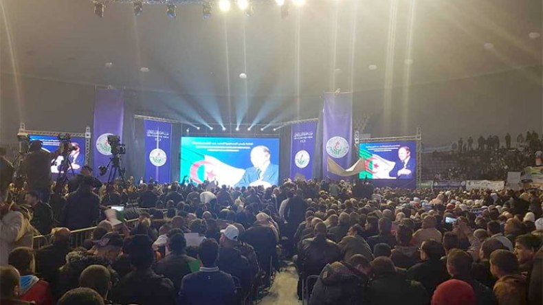 الأفلان يرسّم ترشّح بوتفليقة ويطلق الحملة الانتخابية