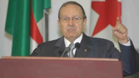 بوتفليقة يصدر مرسومين رئاسيين يتضمنان اجراءات عفو